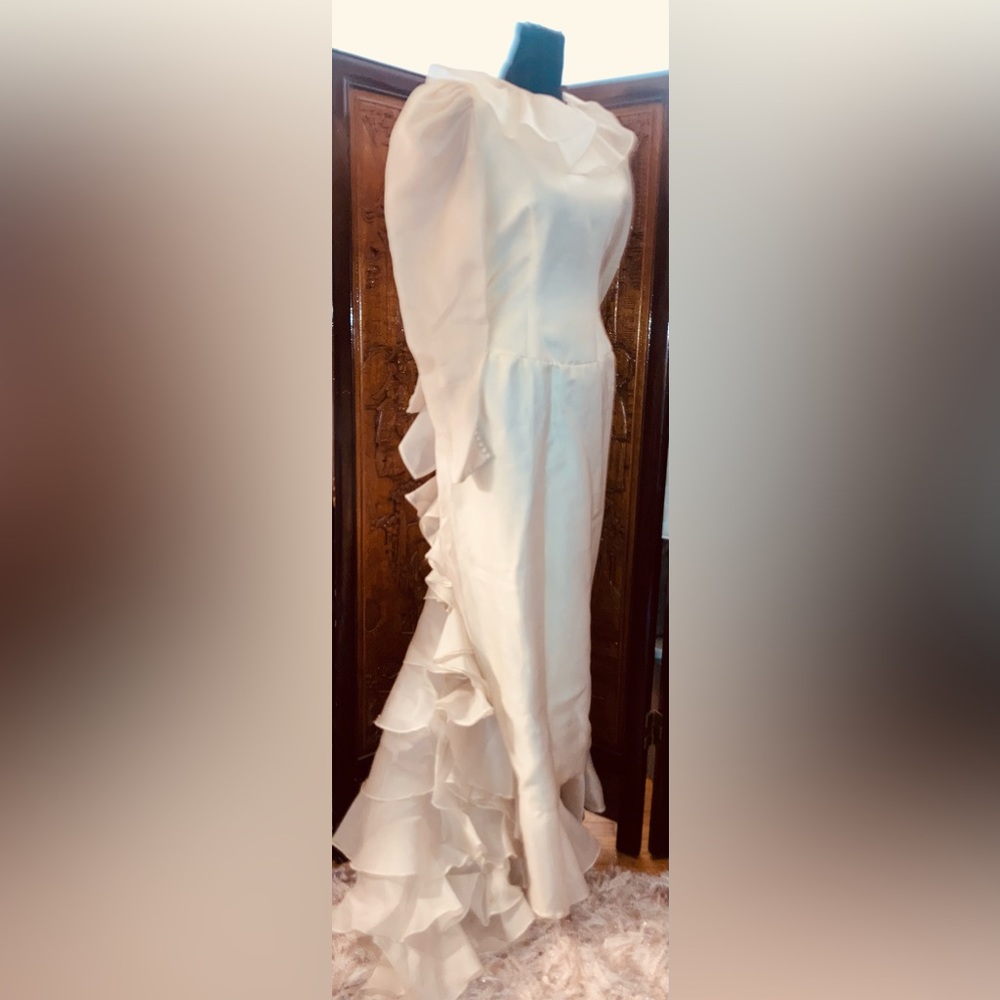 Vintage Oscar de la Renta 💯 silk wedding dress - Picture 14 of 16